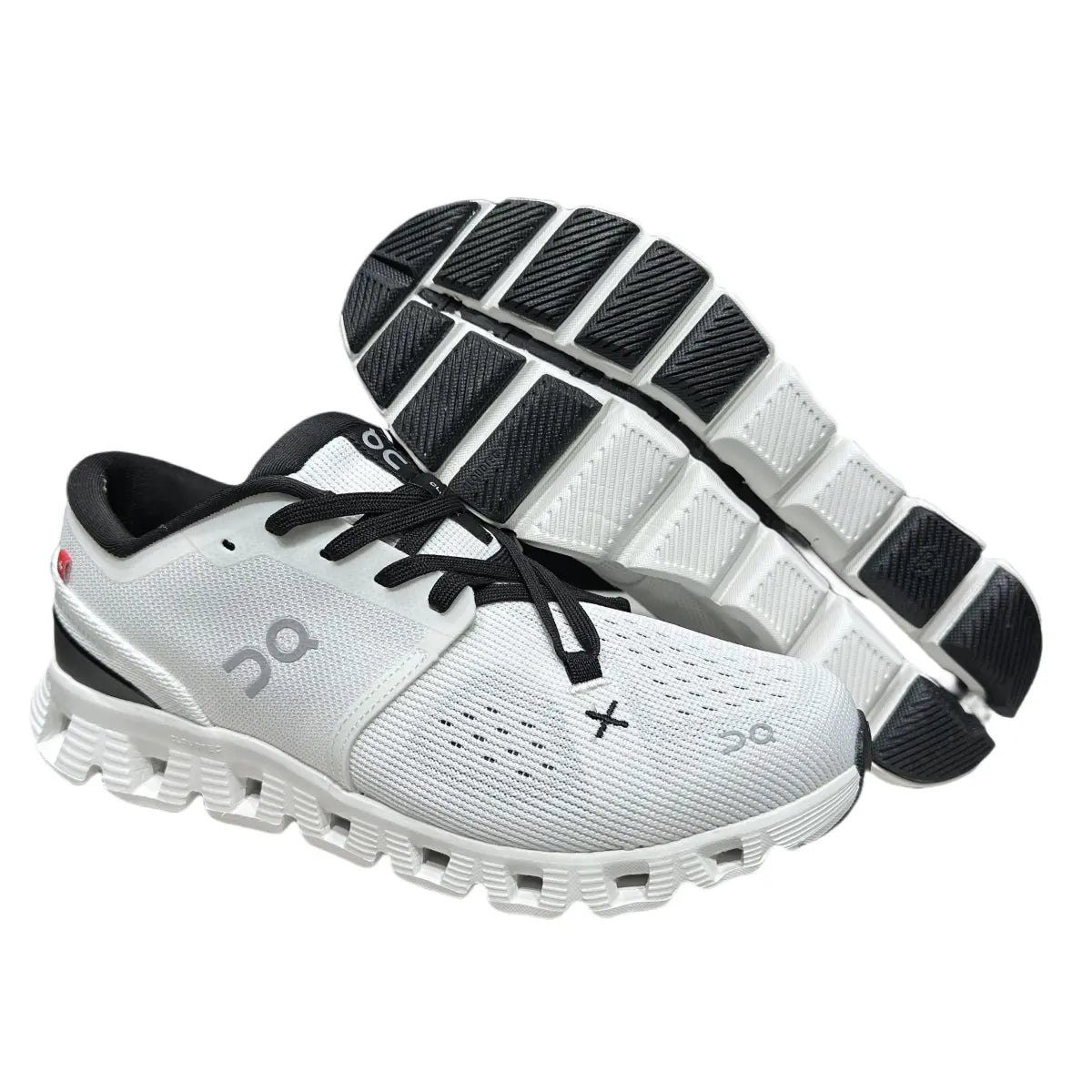 On Cloud X 4 Women's Ivory/Black