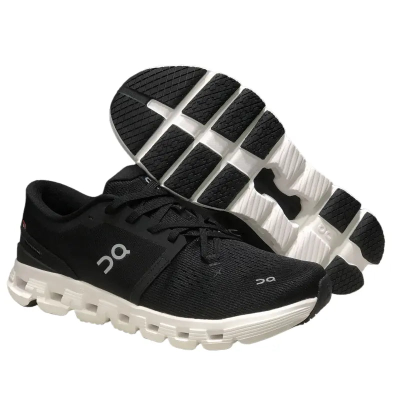 On Cloud X 4 Women's Black/White