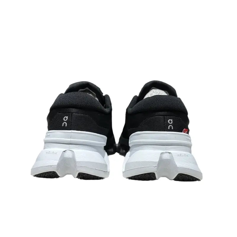 On Cloudflyer 5 Women's Black/White