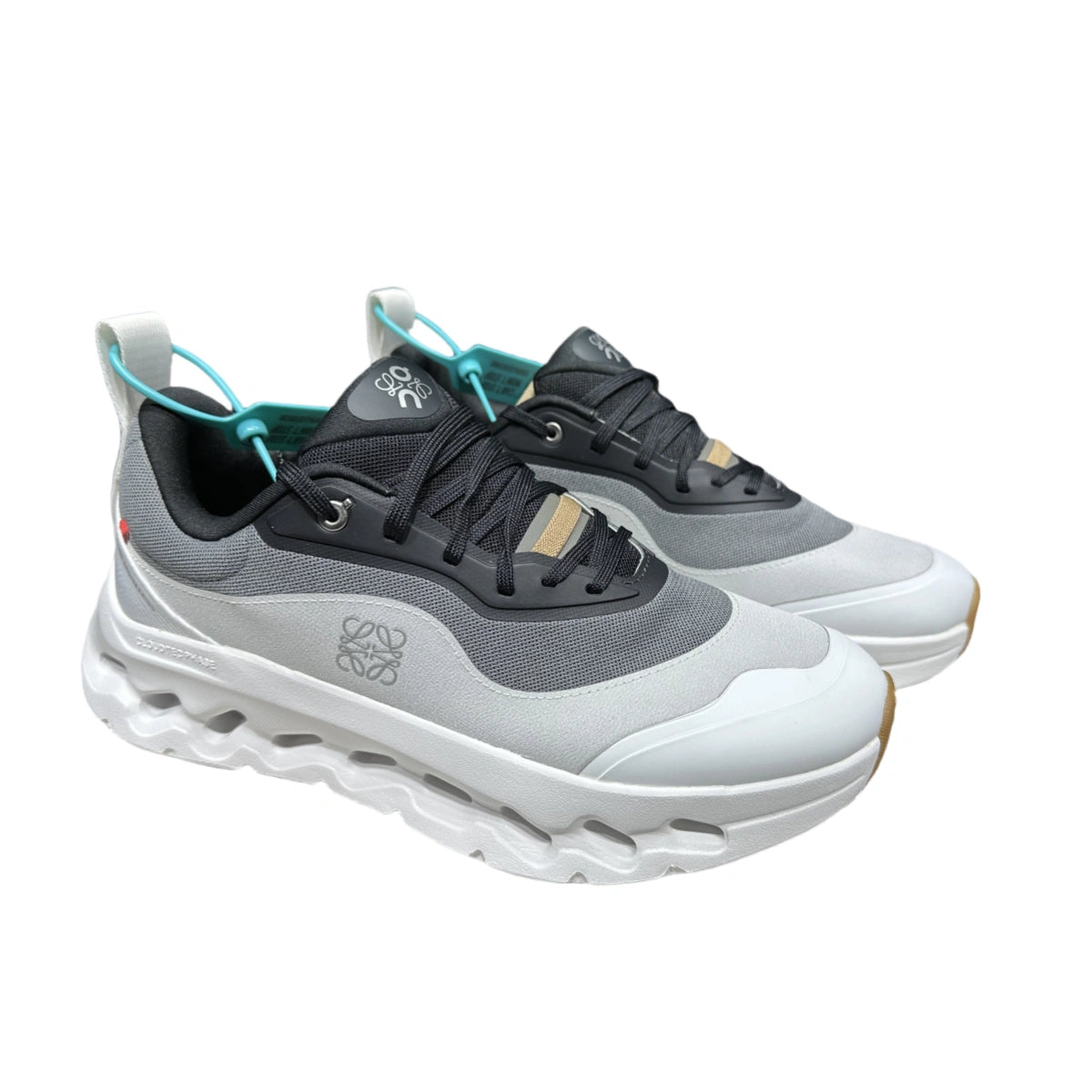 On LOEWE x Cloudtilt 2.0 Men's Black & White