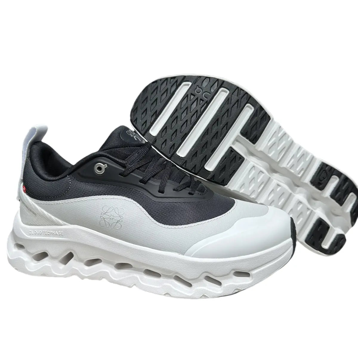On LOEWE x Cloudtilt 2.0 Women's White/Black